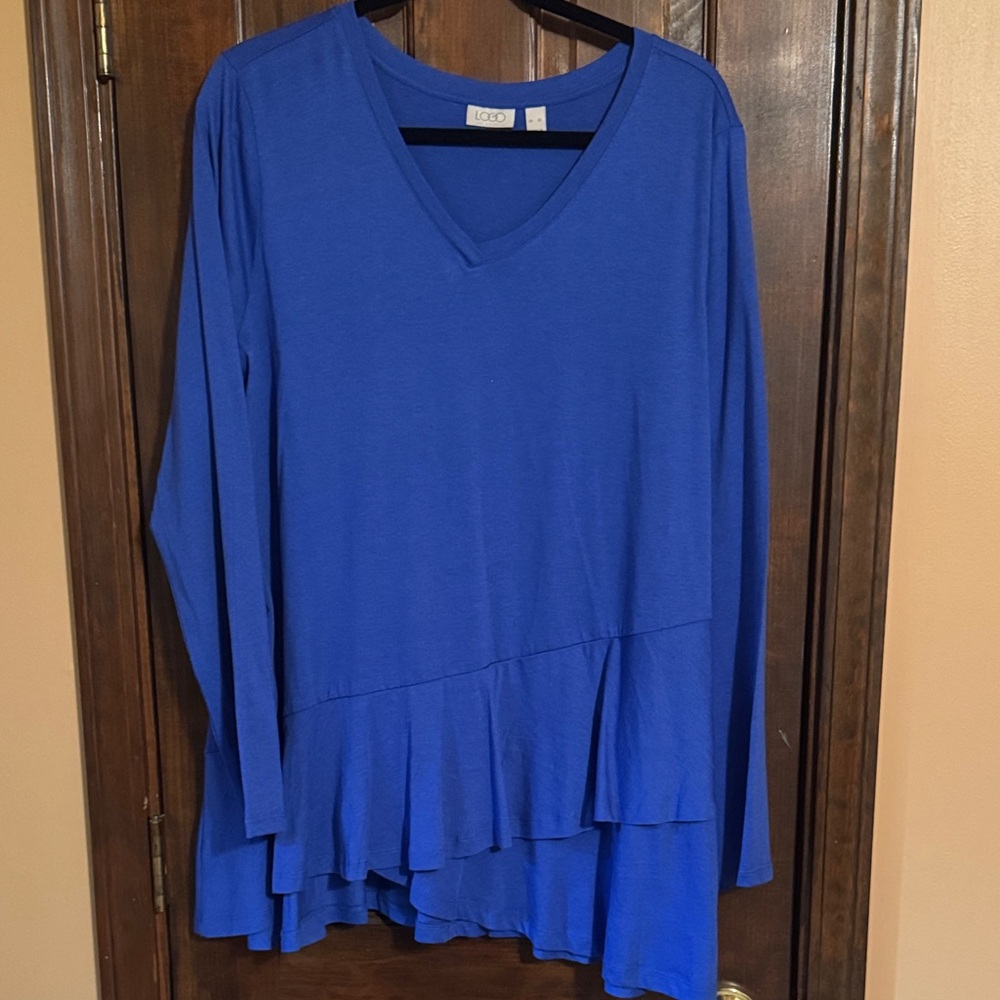 LOGO by Lori Goldstein Women's Blue Layered Long Sleeve Top